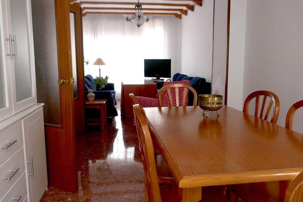 Casa Soleada En Calle Tranquila Sevilla Exteriör bild