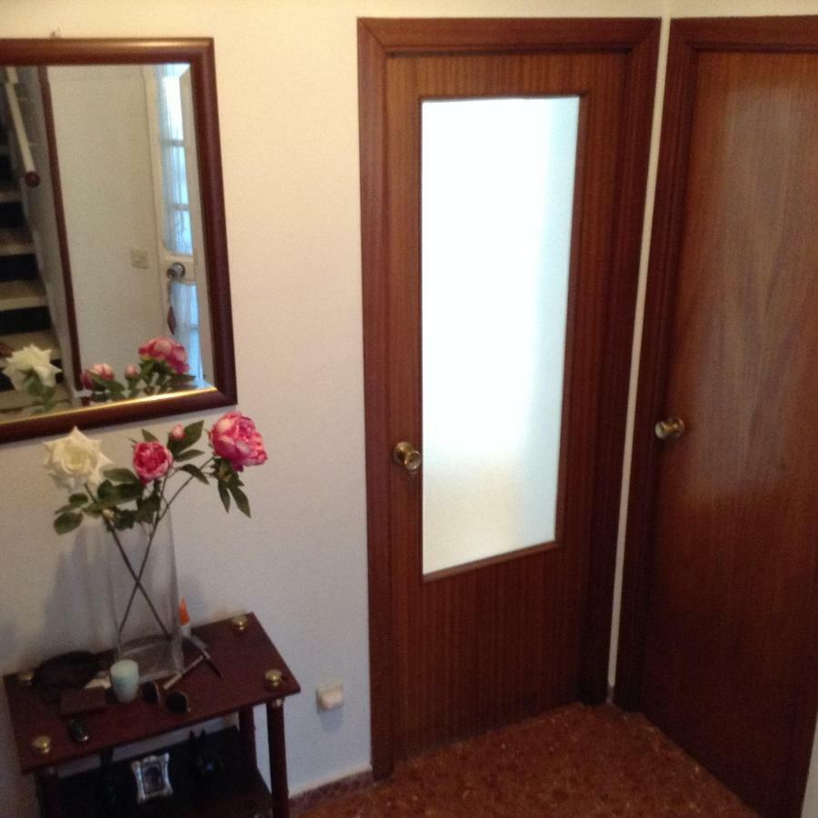 Casa Soleada En Calle Tranquila Sevilla Exteriör bild